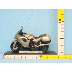 WELLY  1:18  12175 TRIUMPH TROPHY - 2