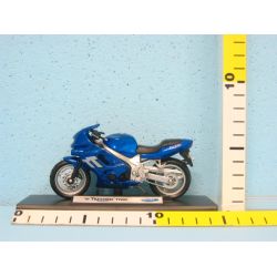 WELLY 1:18  12177 TRIUMPH TT600 - 2