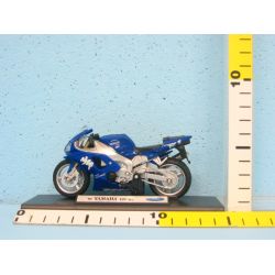 WELLY 1:18  19679 YAMAHA YZF-R1 - 2