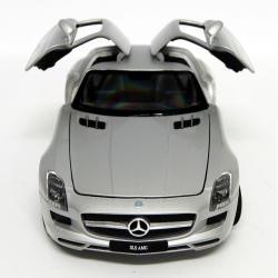 WELLY 1:24 MERCEDES BENZ SLS AMG   SREBRNY - 2